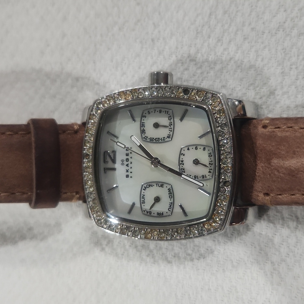 Skagen Rhinestone edge watch